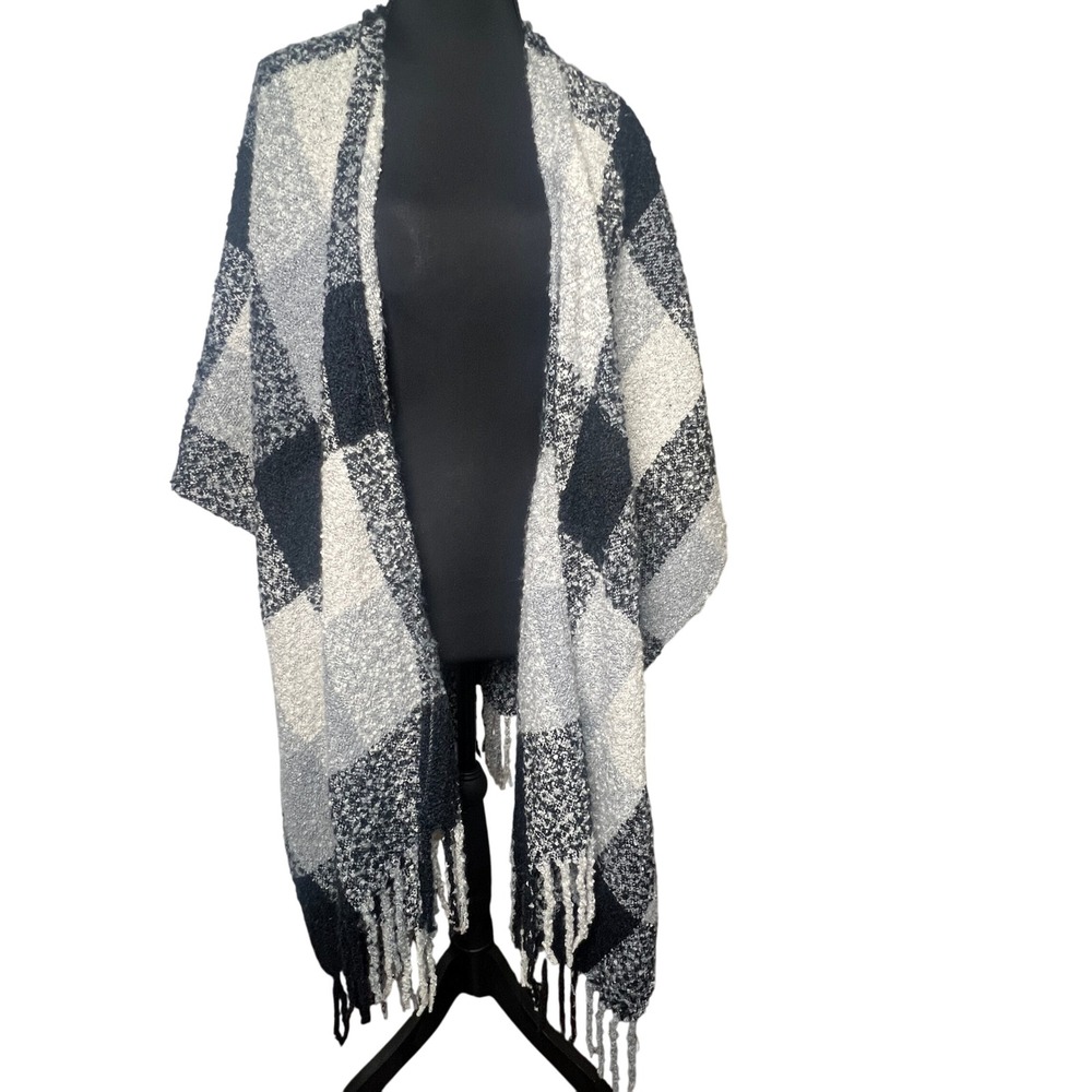 NWT Woolrich Fringed Poncho Sweater CoverUp Shawl Women's One‎ Size